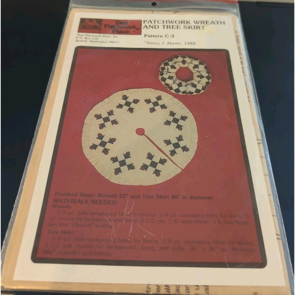 That Patchwork Place  Pattern C-3 ~ Patchwork Tree Skirt Wreath "New Old Stock"